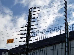 Jawatan kaca tahan lasak untuk lawan pedang elektrik Keselamatan